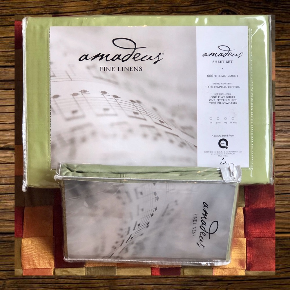 New In Pkg 600 TC Amadeus Sheet Set 6 Pieces Queen